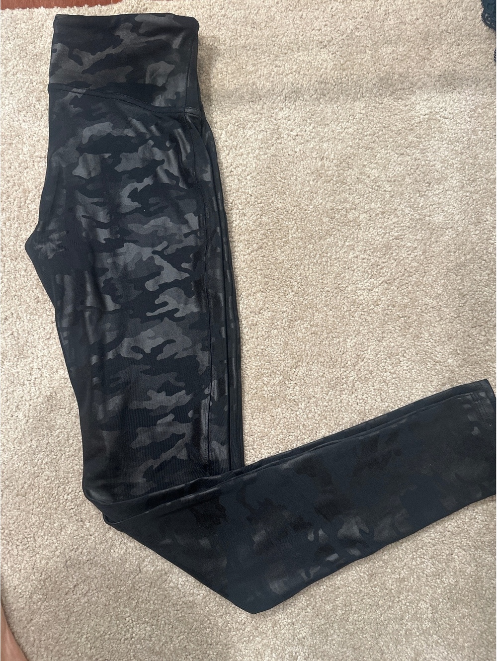 (3)Spanx Black Camouflage High Waist Leggings Medium